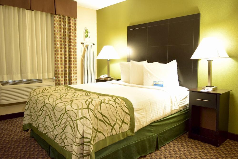 Baymont By Wyndham Holland Hotel Luaran gambar