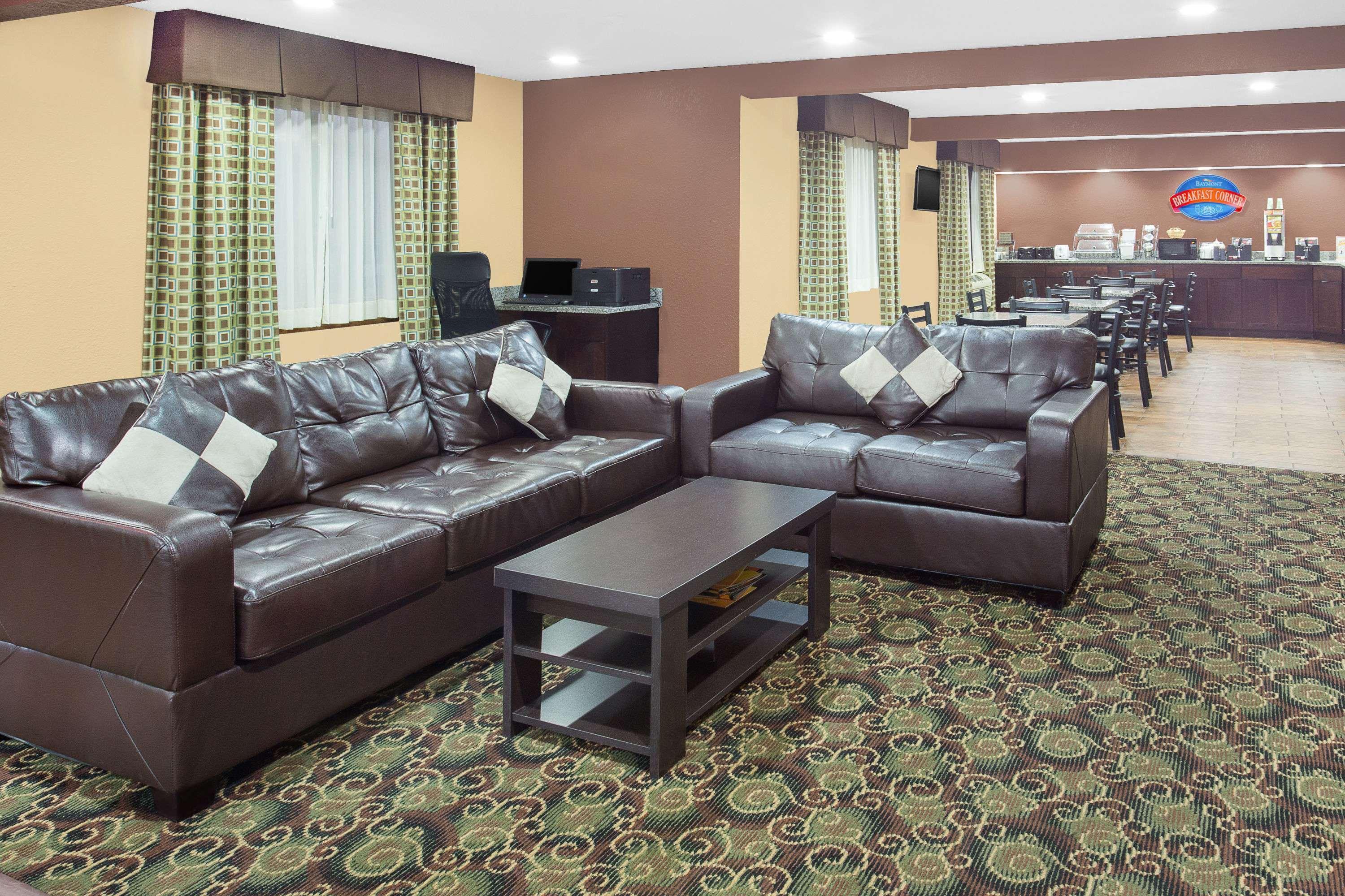 Baymont By Wyndham Holland Hotel Luaran gambar