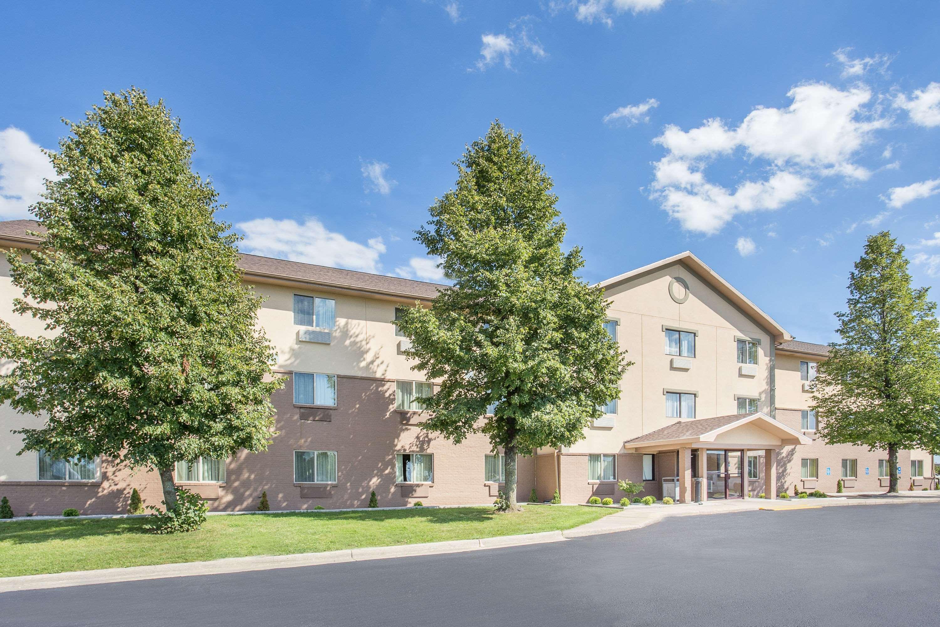 Baymont By Wyndham Holland Hotel Luaran gambar