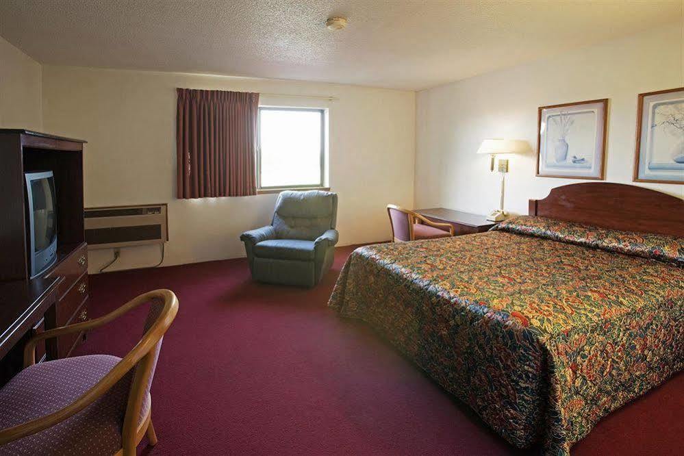 Baymont By Wyndham Holland Hotel Luaran gambar
